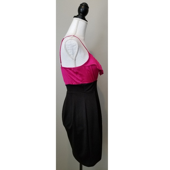F21 Colorblock Hot Pink/Black Dress - Picture 5 of 7